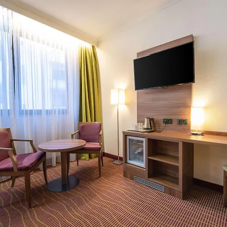 Opera Centrum Hotel 4*