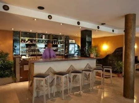 Opera Centrum Hotel 4*
